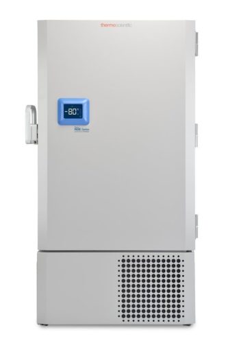 Labor Ultratiefkühlschrank RDE60086FV von Thermo Scientific REVCO mit geschlossener Standardtüre und Ansicht von vorne