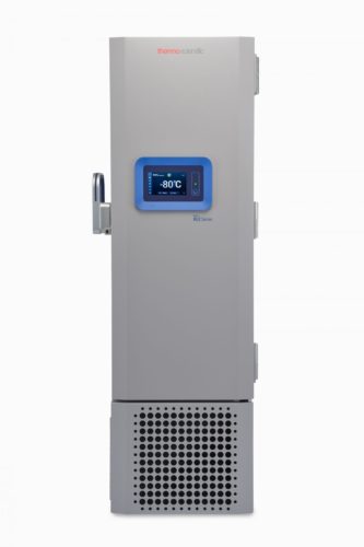 Labor Ultratiefkühlschrank RLE30086V von Thermo Scientific REVCO mit geschlossener Standardtüre und Ansicht von vorne