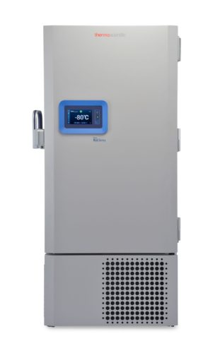 Labor Ultratiefkühlschrank RLE50086V von Thermo Scientific REVCO mit geschlossener Standardtüre und Ansicht von vorne