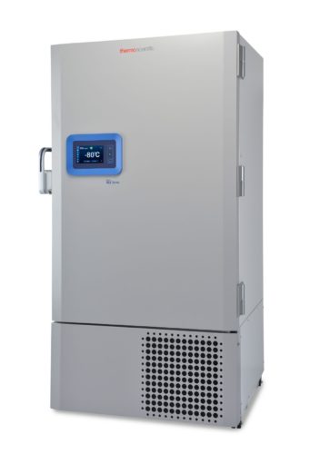 Labor Ultratiefkühlschrank RLE60086V von Thermo Scientific REVCO mit geschlossener Standardtüre und Ansicht von der Seite